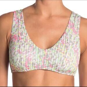 NWT! BECCA Multi Call Of The Wild Bikini Top Size Large